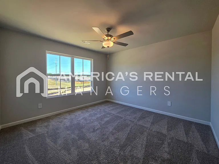 4111 Hudson Ct — Photo 23