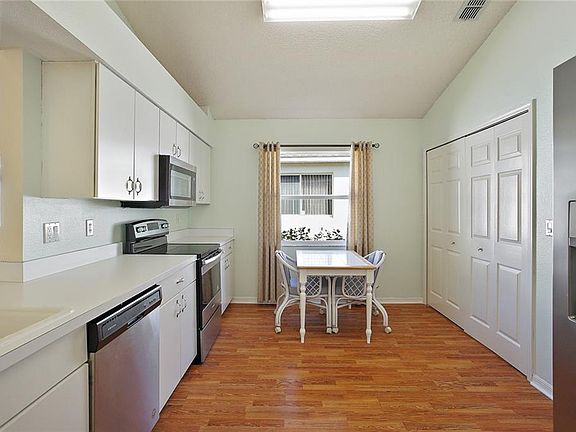 5th image of 3808 Westerham Dr