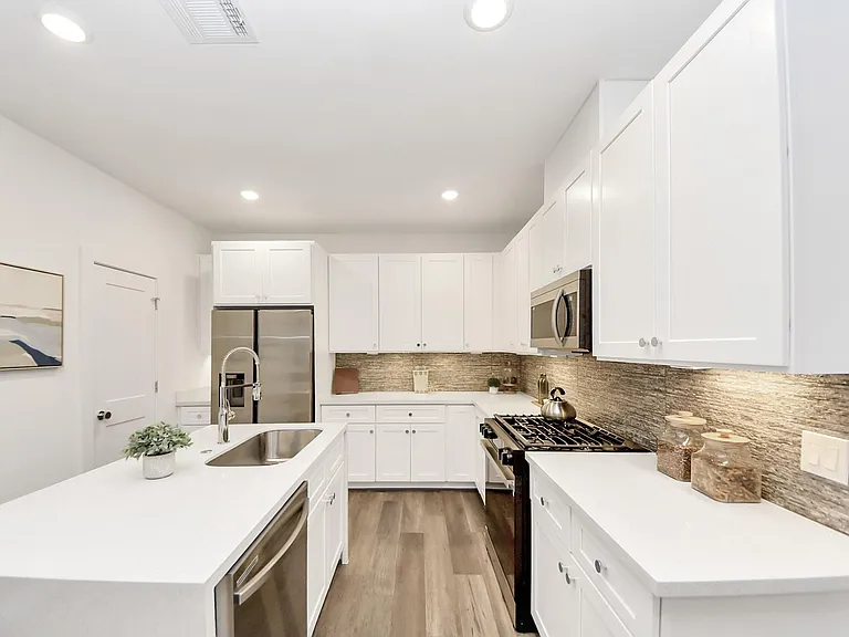 7504 Carver Rd #D — Photo 20