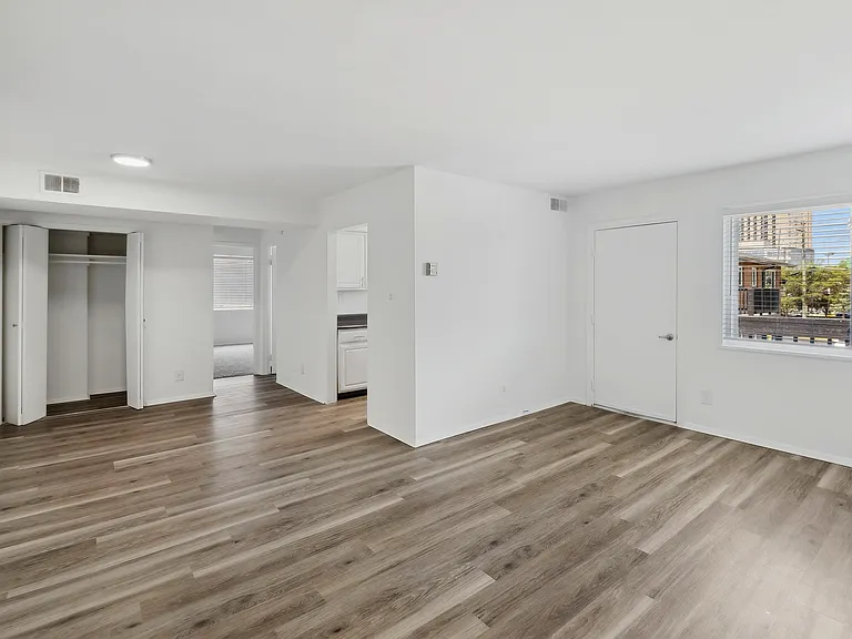 ReNew Alexandria — Photo 21