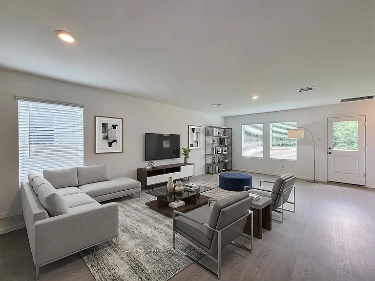 25588 Rose Creek Dr — Photo 4