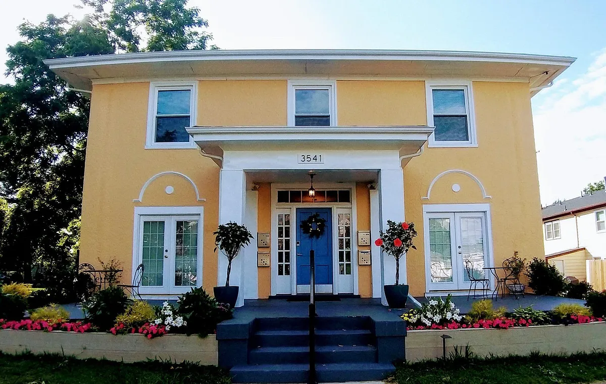 Villa Forte, a place to call home. - 3541 Fort Ave #1