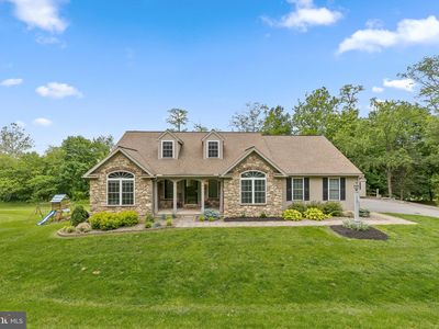 205 Pine Tree Dr, Honey Brook, PA, 19344