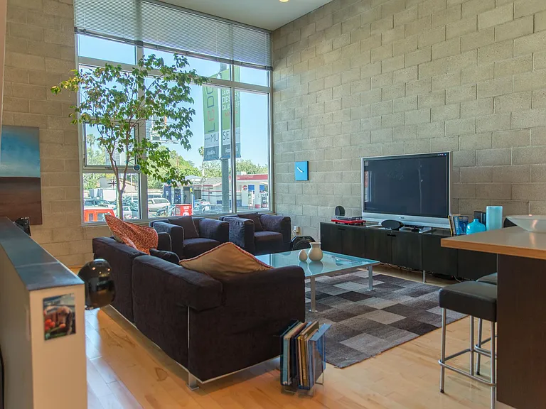 717 N Highland Ave #9 — Photo 18