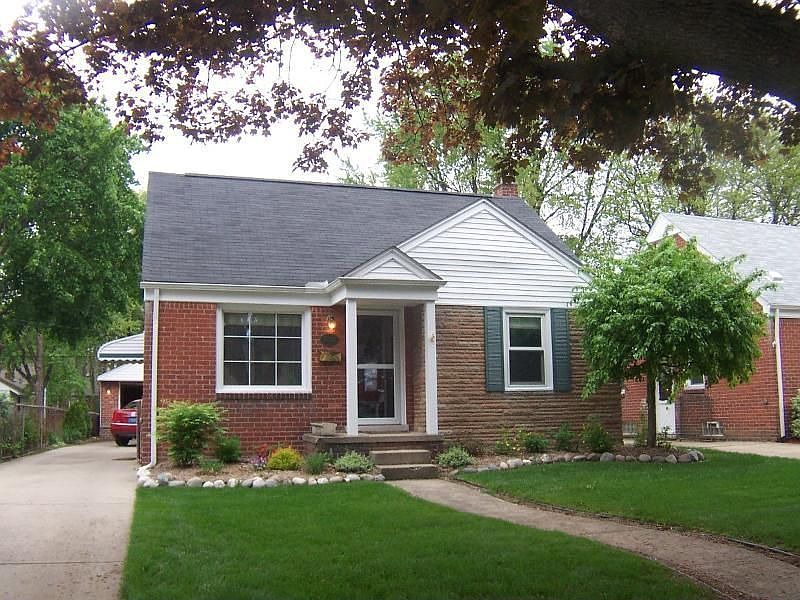 1st image of 3207 Ferris Ave