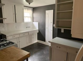 1303 Greenwood Ave, Jackson, MI 49203