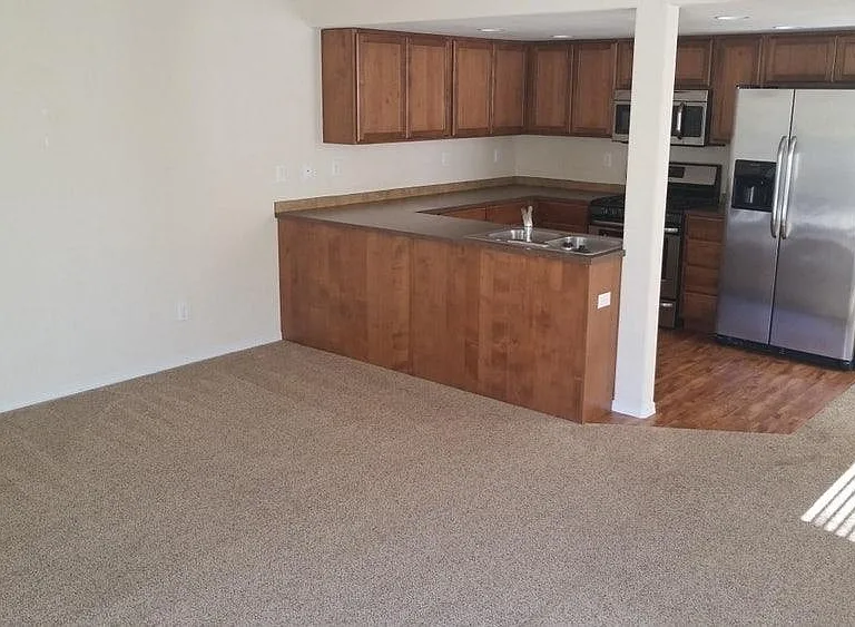 1041 Alturas Dr — Photo 3