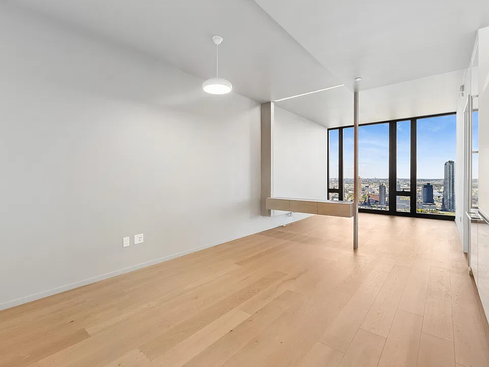 695 1st Ave #39C