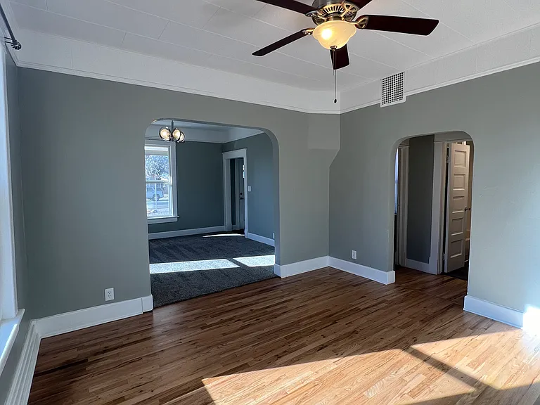 748 Grand Ave — Photo 7