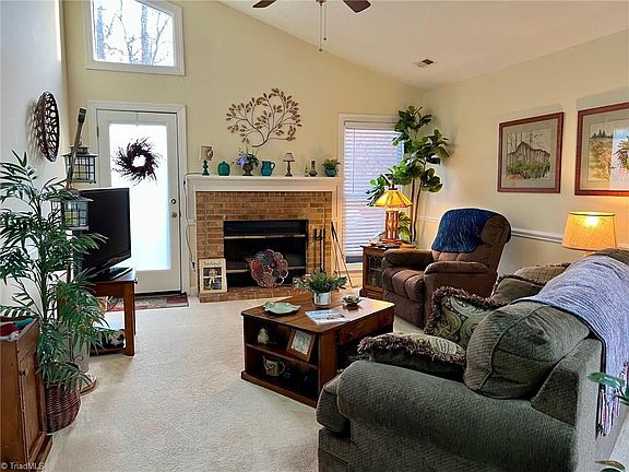 2nd image of 5133 Autumncrest Dr