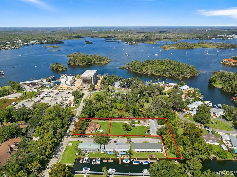 1st image of 149 & 151 SE Paradise Point Rd