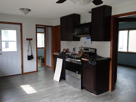 2nd image of 708 Maryland Ave W