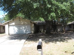 15211 Golden Eagle Dr, Humble, TX 77396