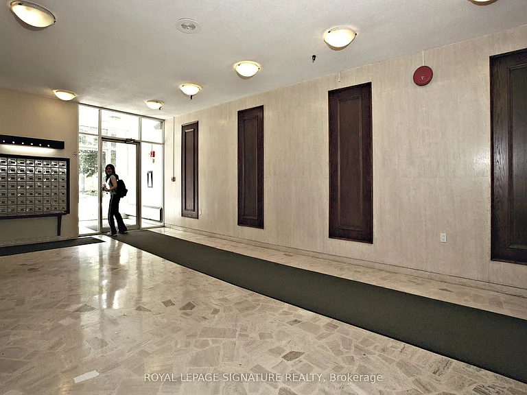 1500 Bathurst St #1103 — Photo 17