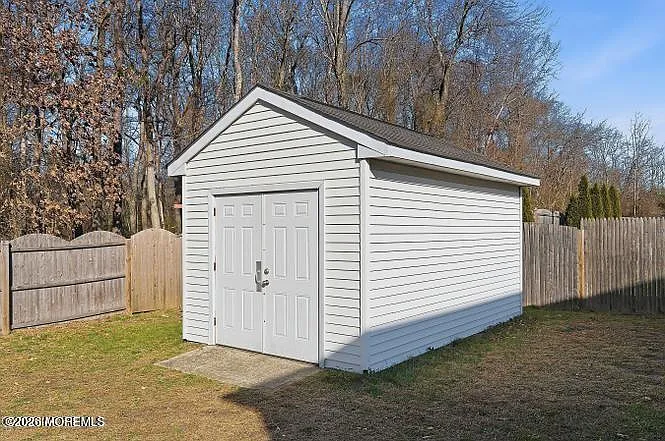 16 Snowdrift Ln — Photo 3