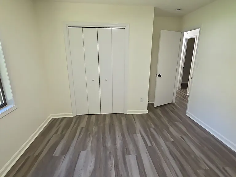 2510 Derek Dr SW — Photo 9
