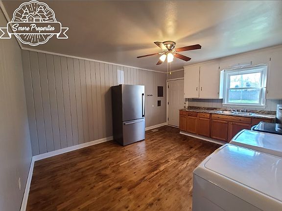3rd image of 310B Strange St