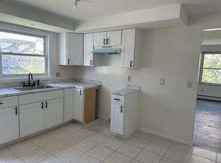 7 Maiden Ln APT 1, Ellenville, NY 12428