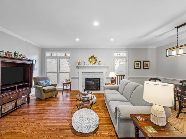 6011 Tenter Banks Sq, Raleigh, NC 27609