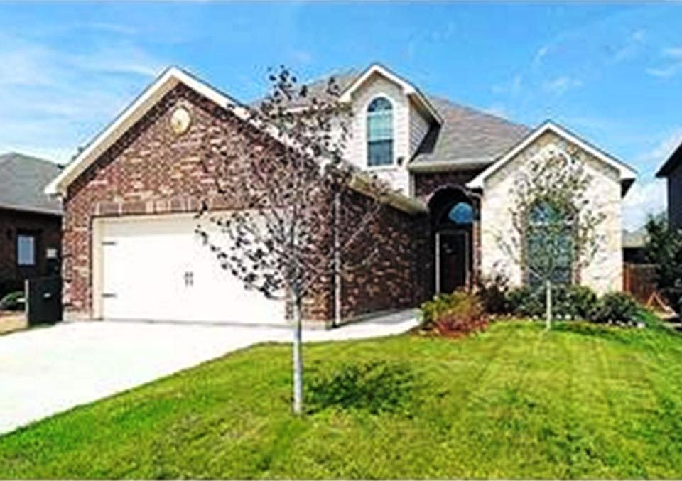 Front view of home
