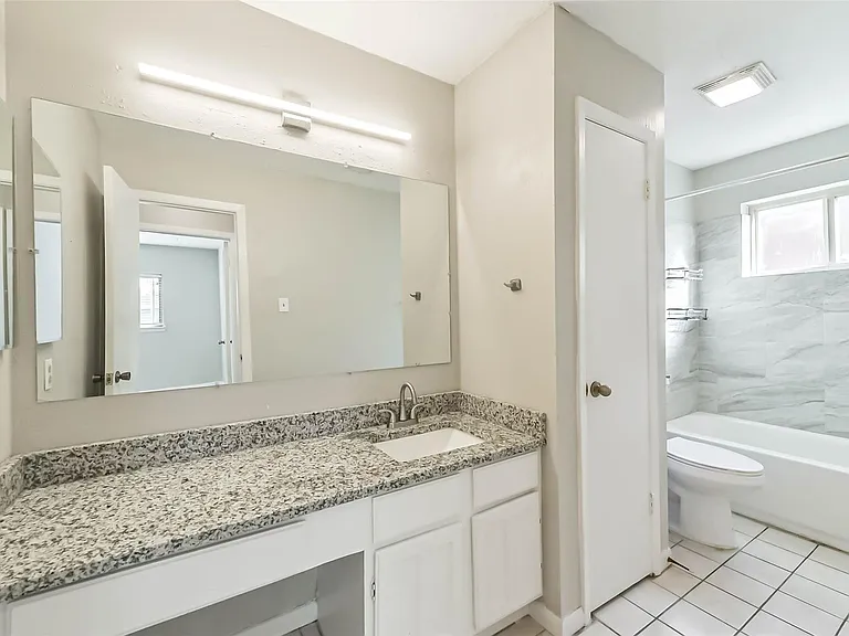 2406 Pilgrims Bend Dr — Photo 37