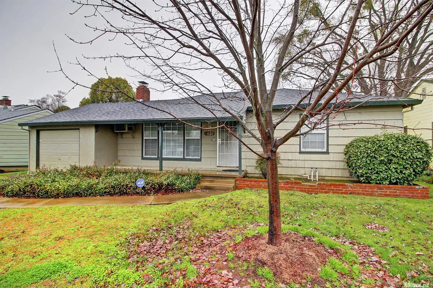 5639 33rd Ave photo 1
