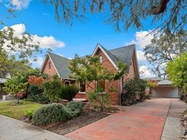 2221 Dwight Way, Stockton, CA 95204