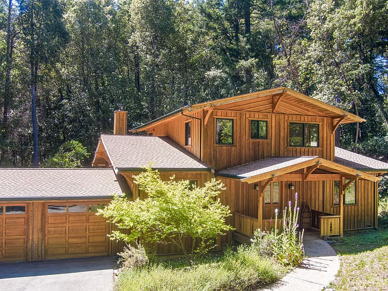310 Wild Iris Ln — Photo 2