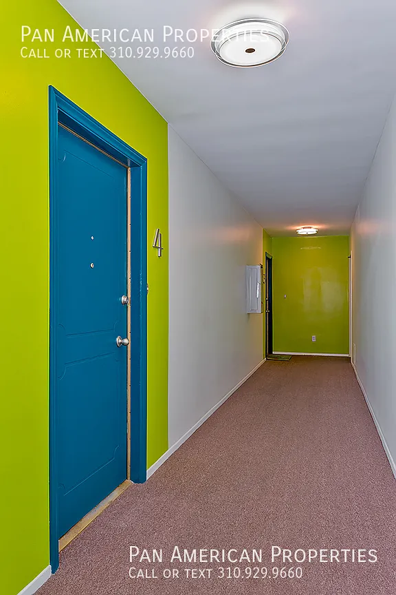 2 bed, 1000 sqft, $3,195 — Photo 3