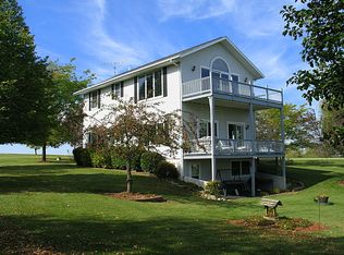 17-129 Lakeside Dr, Lanark, IL 61046