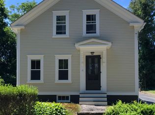 17 Rector St FLOOR 1, East Greenwich, RI 02818