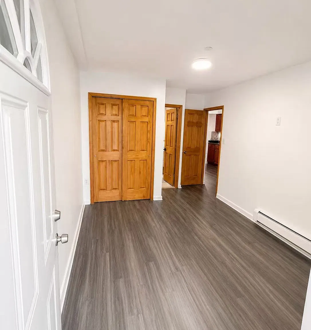 3 bed, 1000 sqft, $3,000 — Photo 3