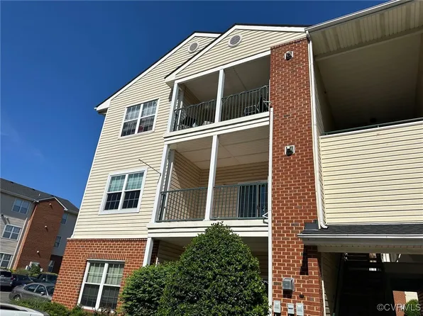 810 Brassie Ln APT E, Glen Allen, VA 23059
