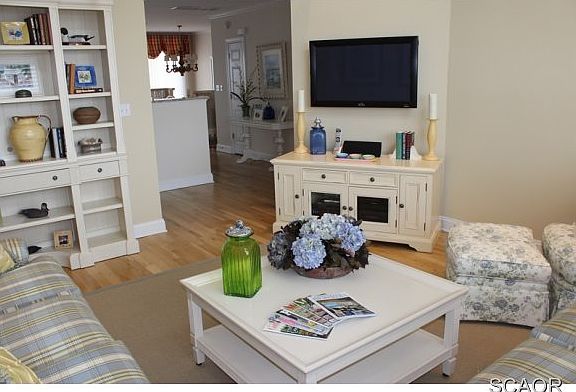 4th image of 40114 Salt Meadow Dr #E2