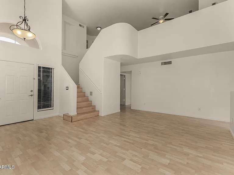 1343 E Angela Dr — Photo 8