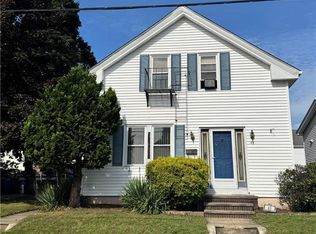 43 Crothers Ave, Cranston, RI 02910