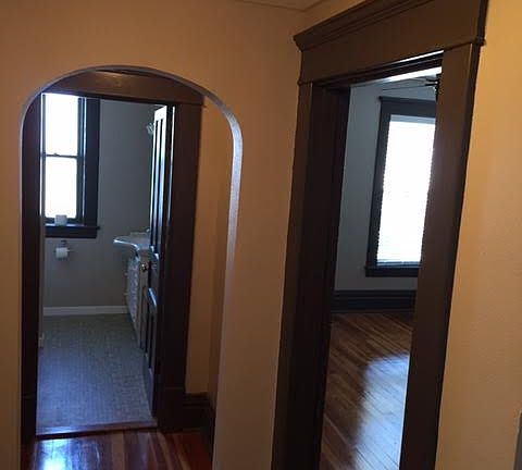3rd image of 318 Washington St #B