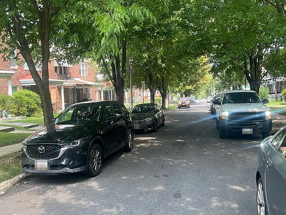 5th image of 3018 Elgin Ave