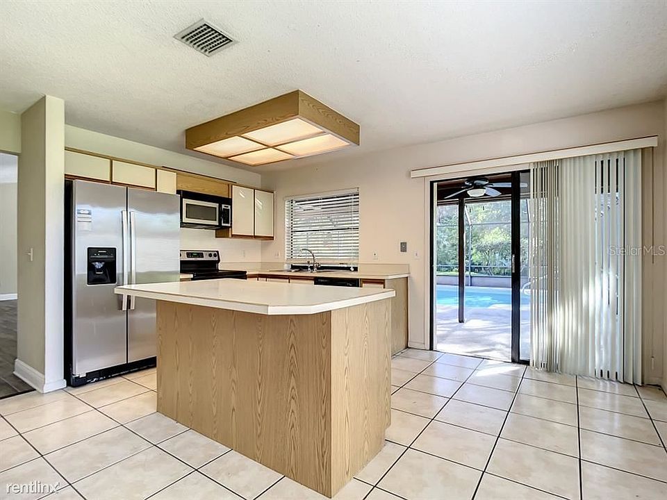 1st image of 9R Village Ln