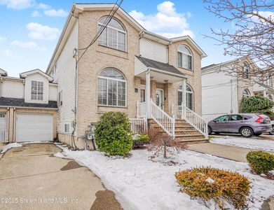 447 Winant Ave, Staten Island, NY, 10309