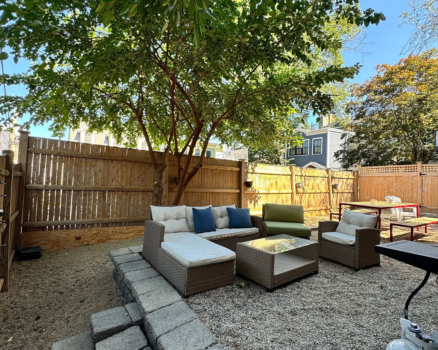 3 Bartlett St — Photo 1