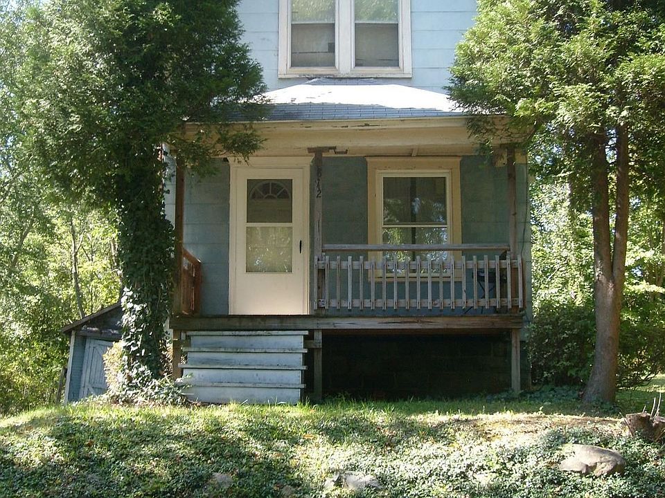 1st image of 812 Devon Ave