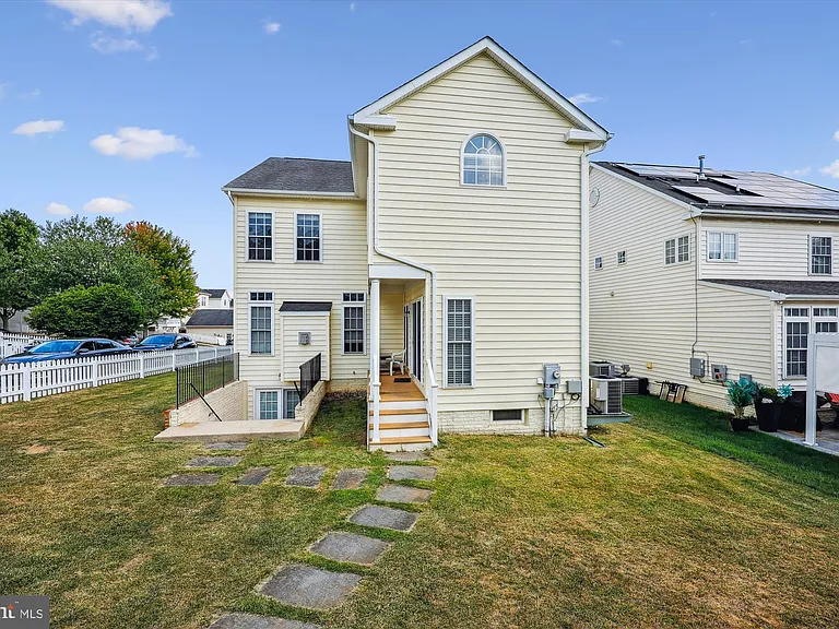 23104 Cypress Spring Cir — Photo 4
