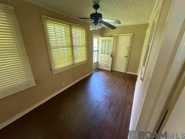 338 Claiborne St — Photo 13