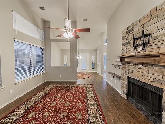 5th image of 2080 Sundance Ct