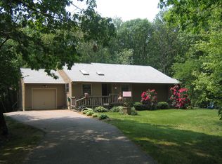 3 Stanley Rd, Medway, MA 02053