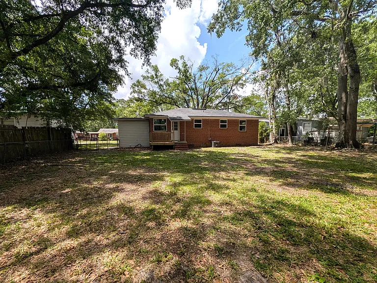 5363 Poppy Dr — Photo 18