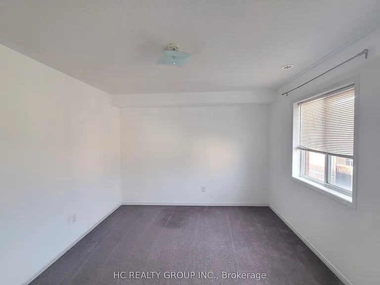 227 Dairy Dr — Photo 9