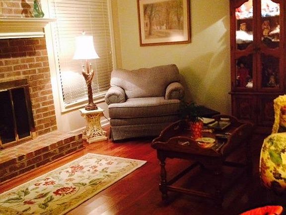 5th image of 2140 Fort Harrods Dr APT 28