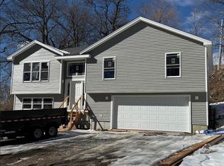 136 Burncoat Ter, Worcester, MA 01605